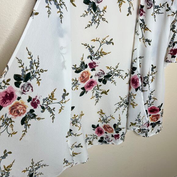 Floral Open Front Cover Up Medium - Picture 4 of 10